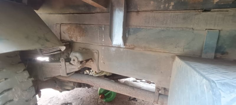 6ล้อดั้มพ์ฮีโน่168แรง 6ล้อดั้มพ์ฮีโน่168แรง