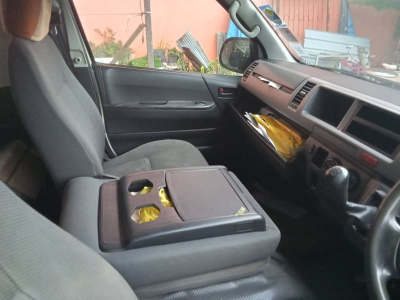 ขายรถตู้ปี53 