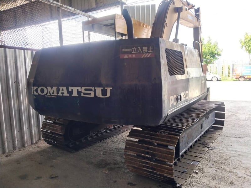 KOMATSU PC200-5 KOMATSU PC200-5