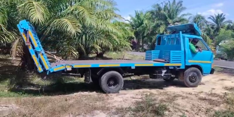 6ล้อเทรลเลอร์ท้ายลาด