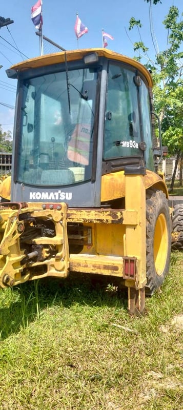 รถตักหน้าขุดหลัง รถตักหน้าขุดหลัง