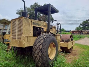 รถบดอิงเกอร์โซแลนด์10ตัน รถบดอิงเกอร์โซแลนด์10ตัน