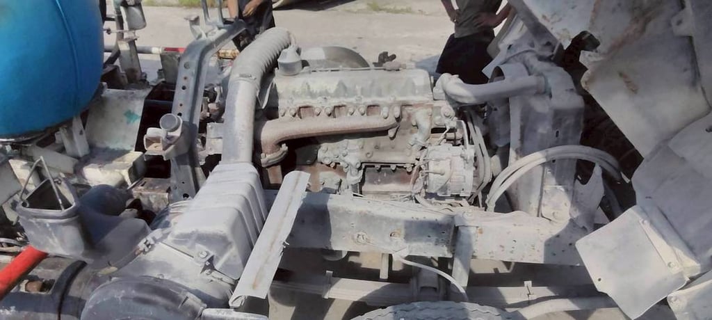 หกล้อโม่ปูน หกล้อโม่ปูน