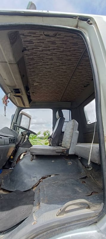 10ล้อดั้มพ์HINO FM3M240แรงม้า