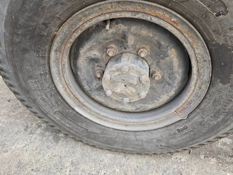 ISUZU4ล้อกลาง