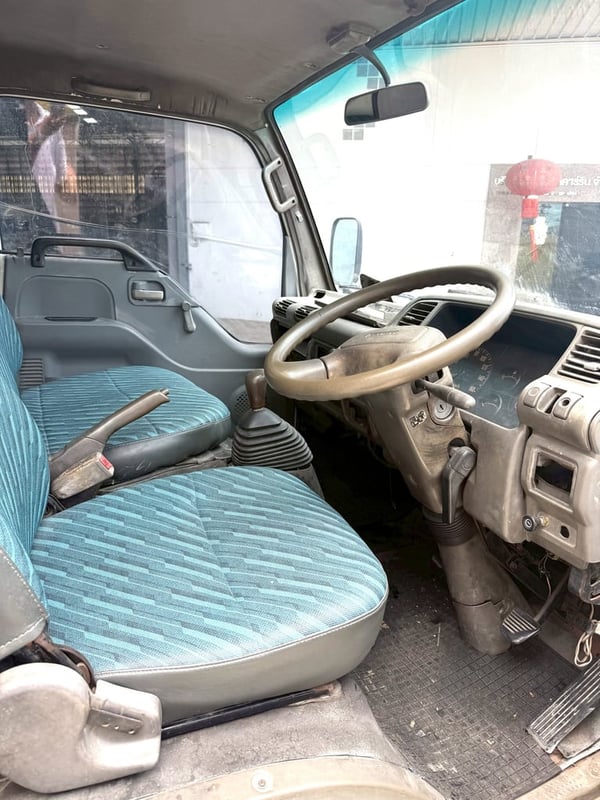 4ล้ออีซูซุ88แรงม้า 4ล้ออีซูซุ88แรงม้า