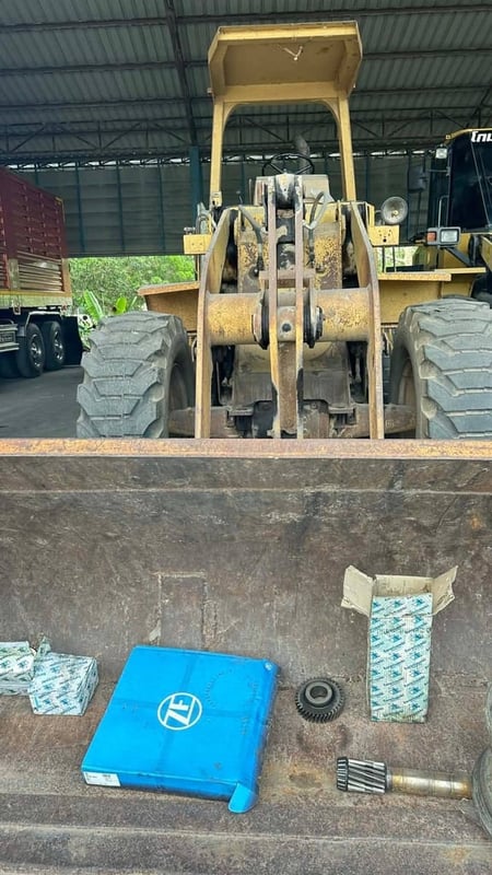 รถตักล้อยาง CAT910F