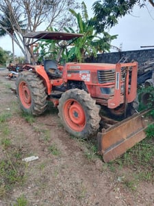 KUBOTA M5000 KUBOTA M5000