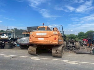 DOOSAN DX140LC DOOSAN DX140LC