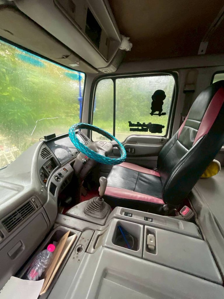 12ล้อท้ายลาด