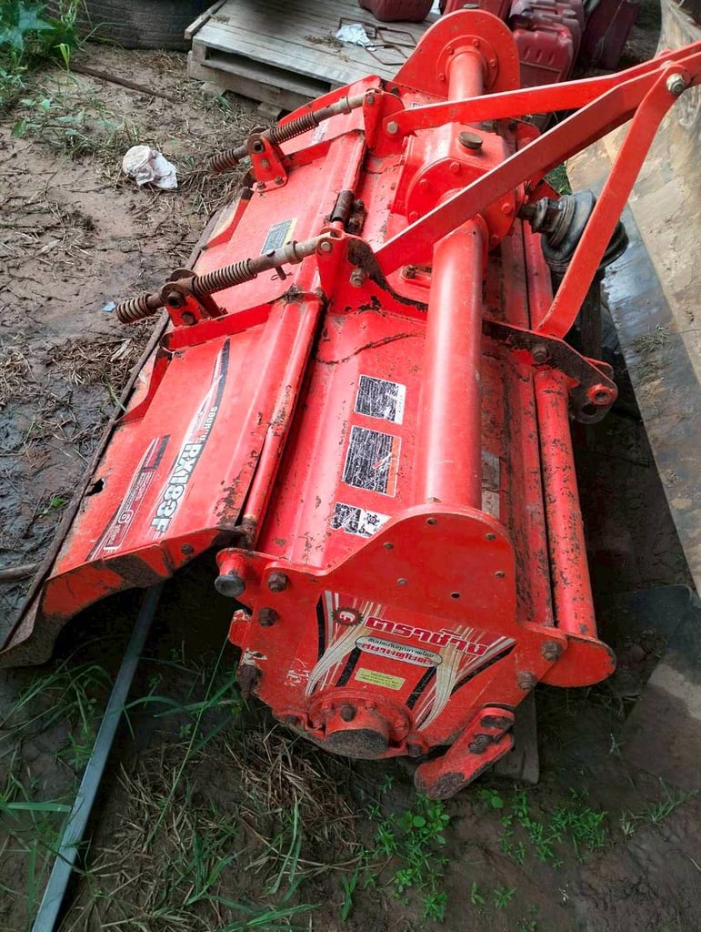 KUBOTA M5018