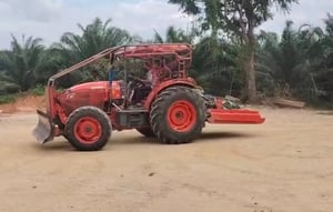 KUBOTA M8088