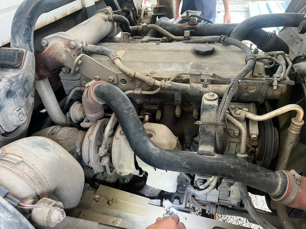 6ล้อรั้วISUZU FRR210แรงม้า