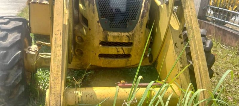 รถตักหน้าขุดหลัง รถตักหน้าขุดหลัง