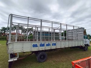 6ล้อรั้วฮีโน่180แรงม้าปี37