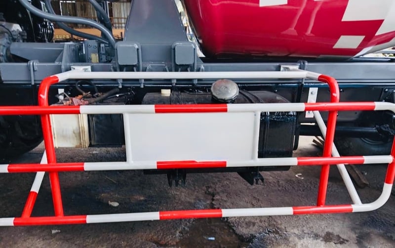 6ล้อโม่ปูนฮีโน่175แรงม้า 6ล้อโม่ปูนฮีโน่175แรงม้า