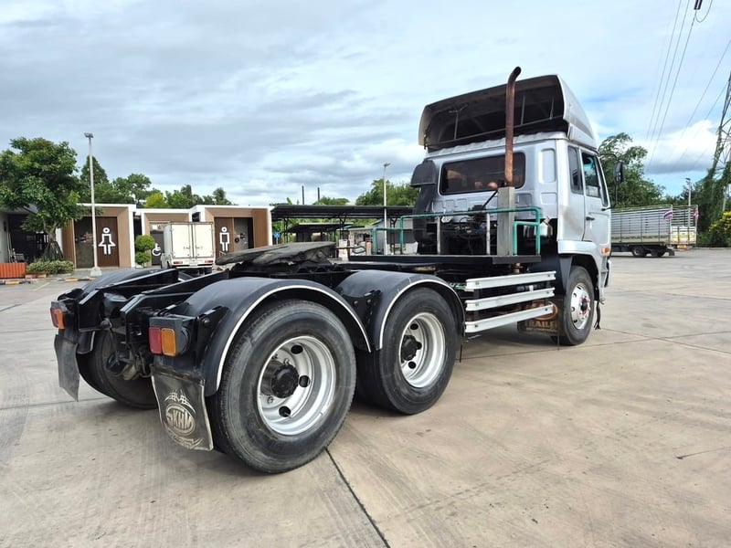 หัวลากนิสสันยูดี454.320แรงม้า