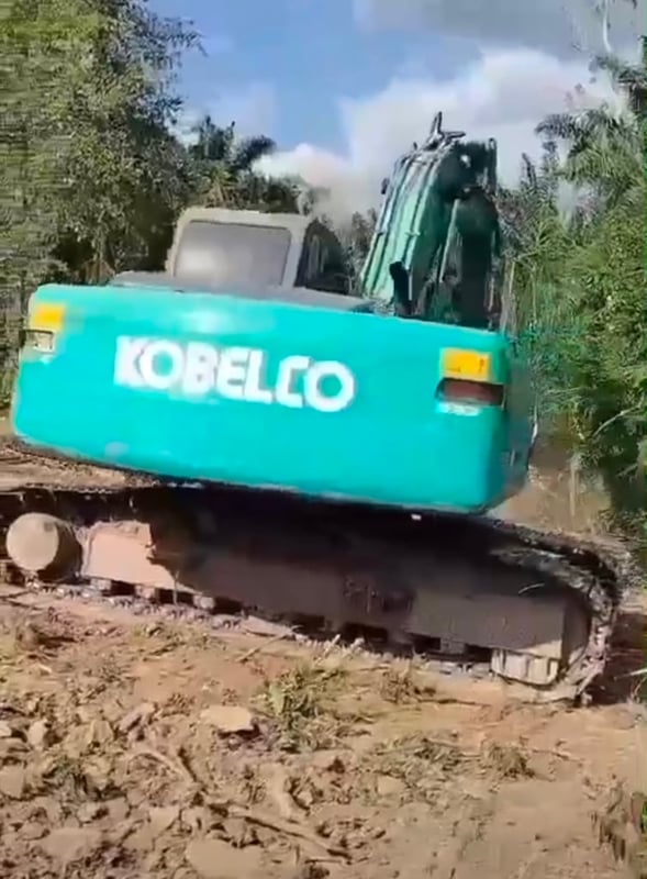 KOBELCO SK200-6 KOBELCO SK200-6