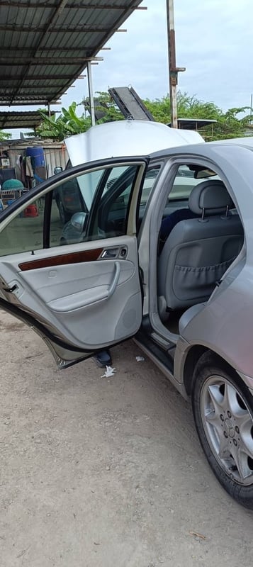 เก๋งเบนซ์