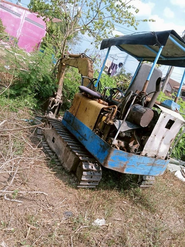 KOMATSU PC30