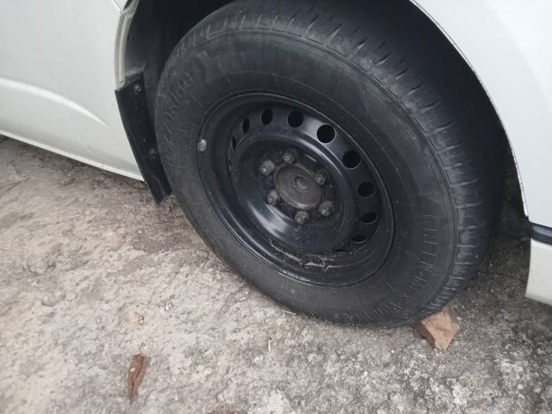 ขายรถตู้ปี53 