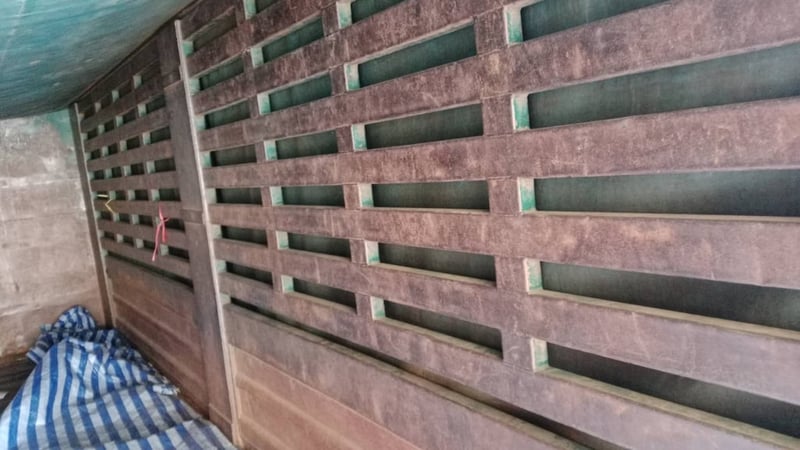 10ล้อรั้วคอกสูงISUZU FVM195แรง 10ล้อรั้วคอกสูงISUZU FVM195แรง