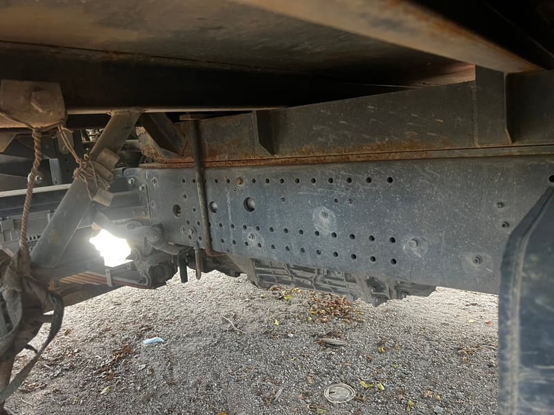 6ล้อรั้วISUZU FRR210แรงม้า 6ล้อรั้วISUZU FRR210แรงม้า