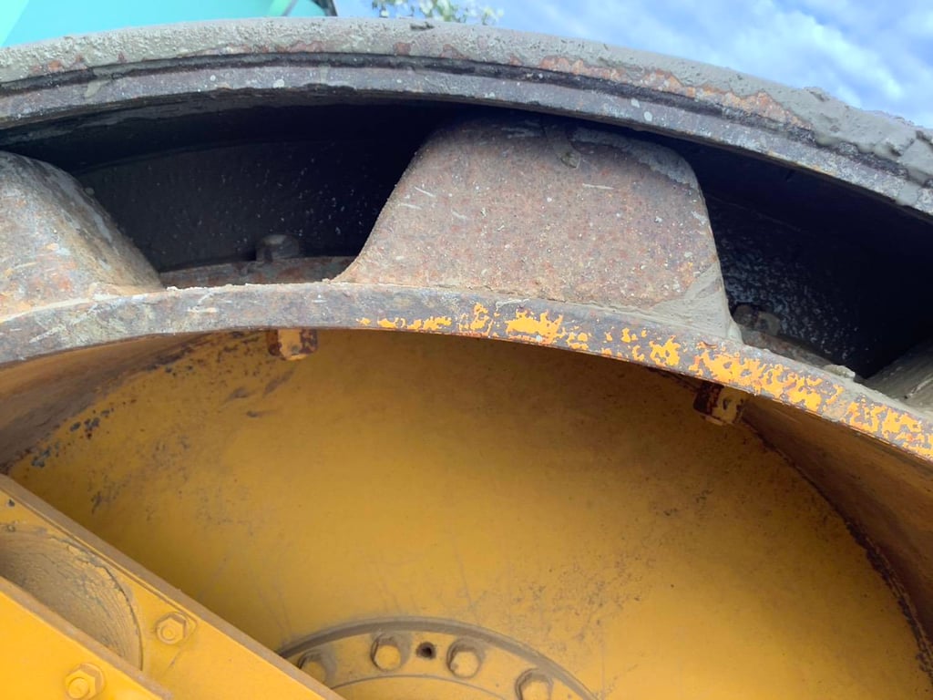 รถบดซาไก รถบดซาไก