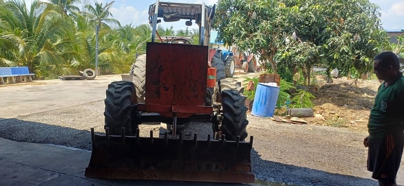 รถไถ KUBOTA M8950