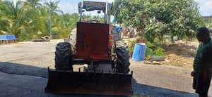 รถไถ KUBOTA M8950