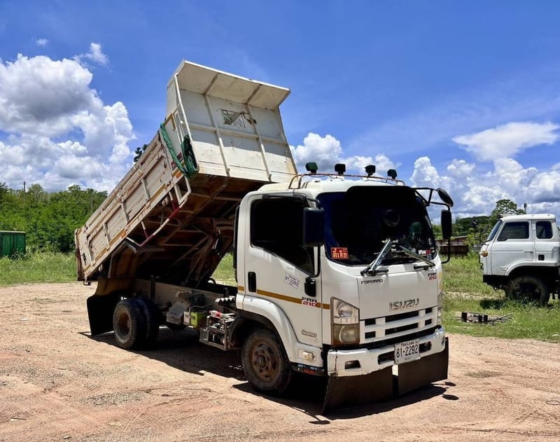 6ล้อดั้มพ์ISUZU FRR210 6ล้อดั้มพ์ISUZU FRR210