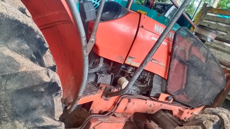 KUBOTA M9540