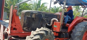 รถไถ KUBOTA M8950