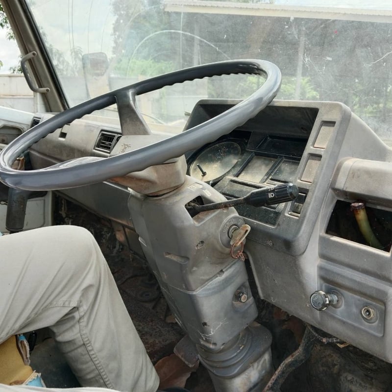 หกล้อไม่ดั้มพ์