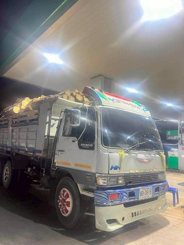 ขายดาวน์180,000 HINO FM3M240 ขายดาวน์180,000 HINO FM3M240