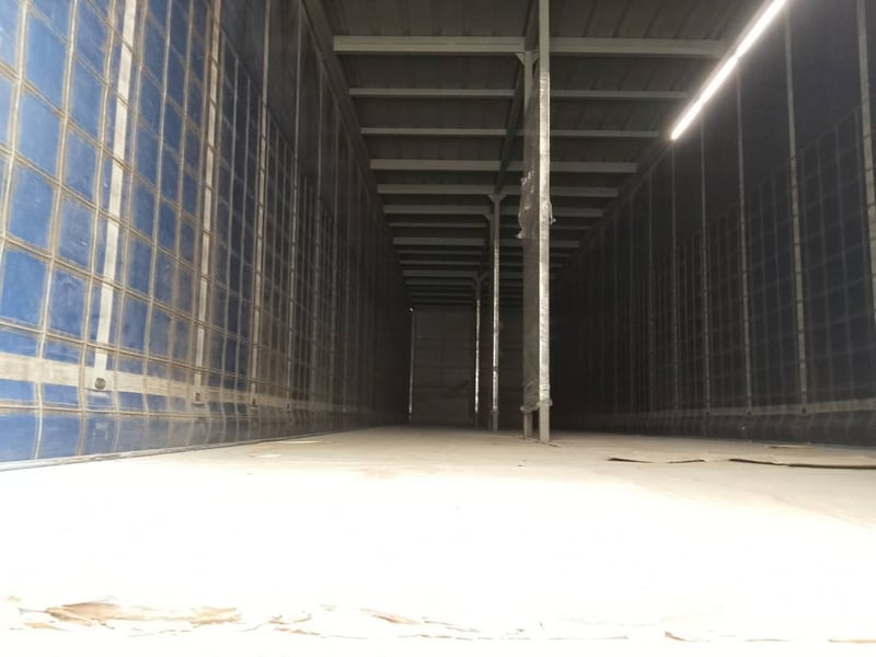 หางตู้ผ้าใบแยกกับแชชซีขนาด45ฟุต