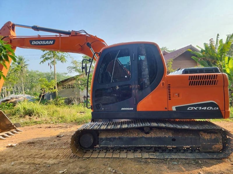 DOOSAN DX140LCA