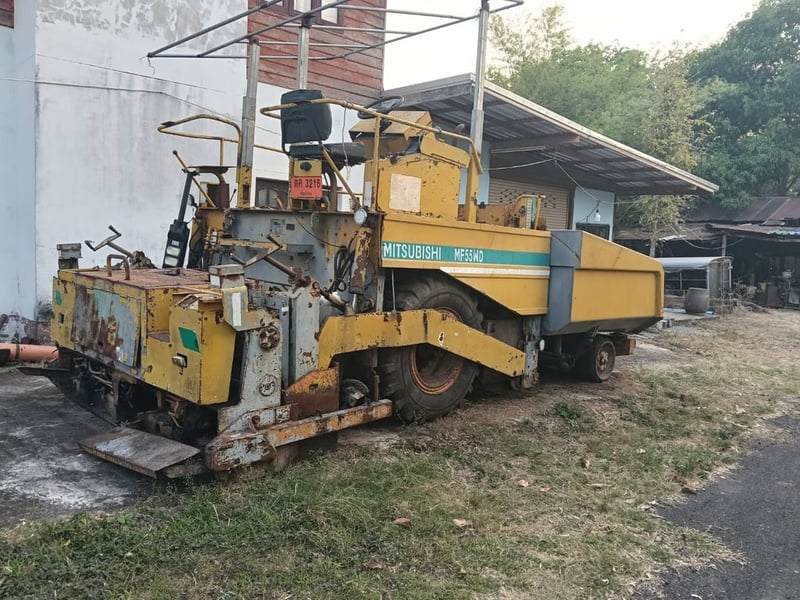 ขายคู่รถปูยางกับรถบดล้อยาง