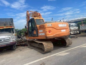 DOOSAN DX140LC DOOSAN DX140LC