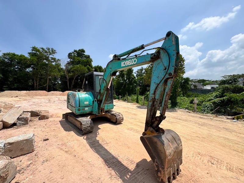 KOBELCO SK60