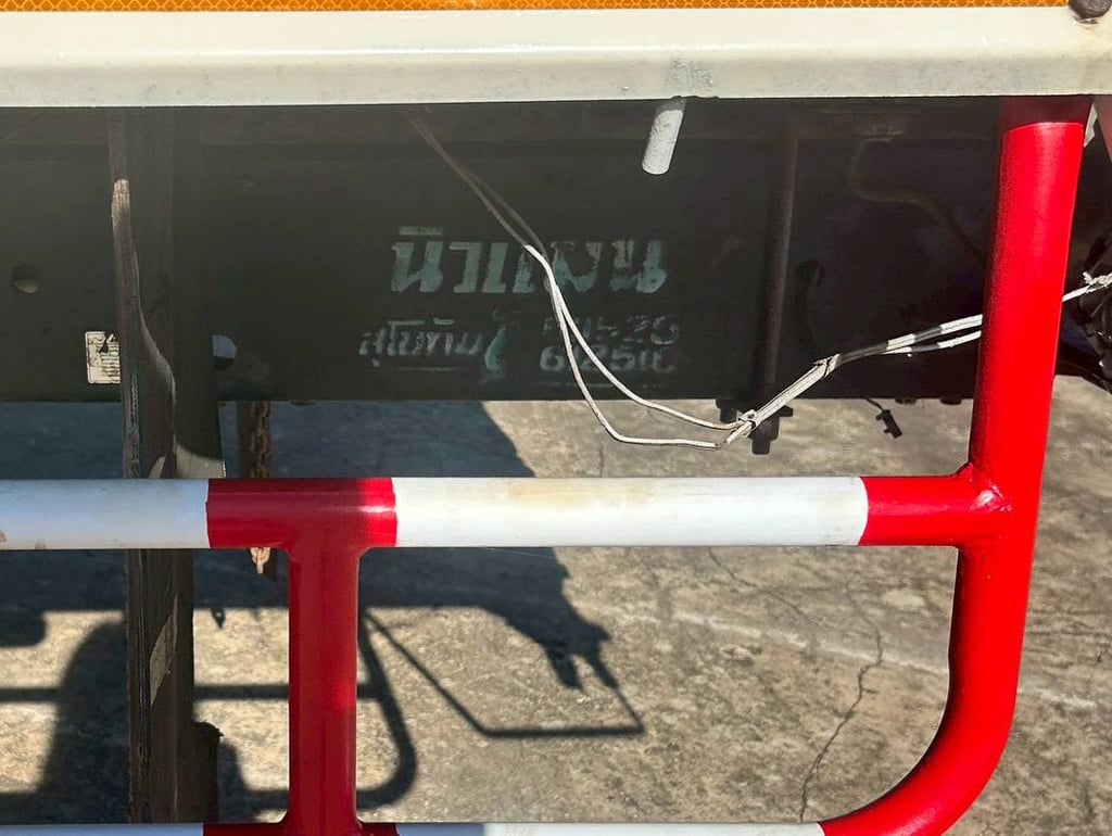  HINO FC4J