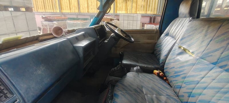 4ล้อกลางอีซูซุเครื่อง2771ซีซี