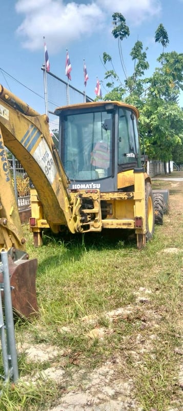 รถตักหน้าขุดหลัง รถตักหน้าขุดหลัง