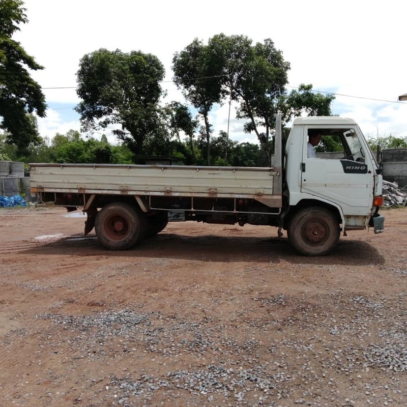 หกล้อไม่ดั้มพ์