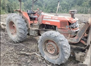 KUBOTA M9000
