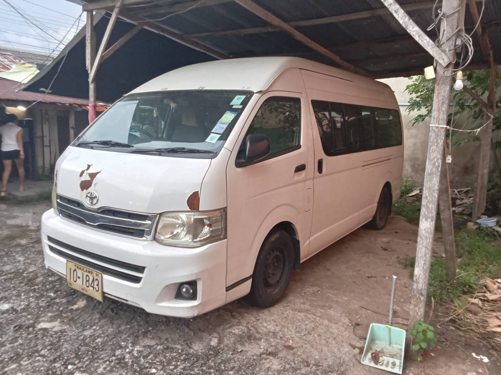 ขายรถตู้ปี53 ขายรถตู้ปี53