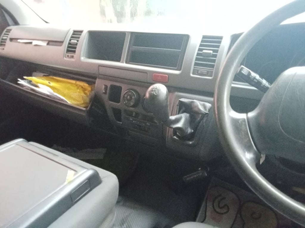 ขายรถตู้ปี53 ขายรถตู้ปี53