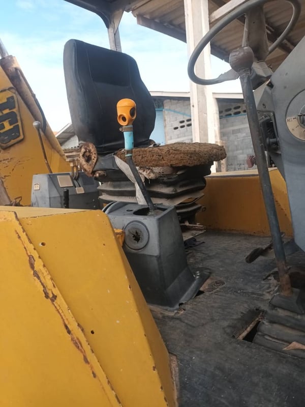 รถตักหน้าขุดหลัง รถตักหน้าขุดหลัง