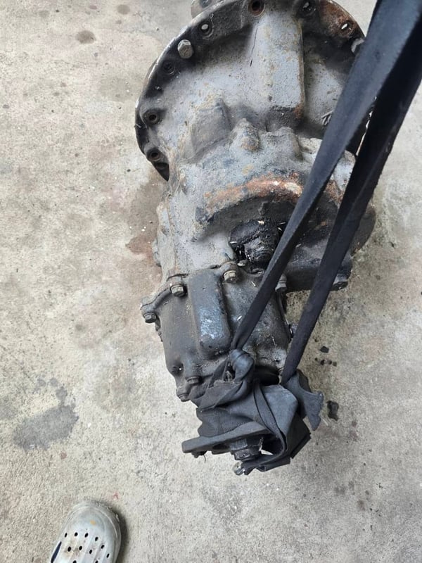 10ล้อดั้มพ์ฮีโน่FM176 