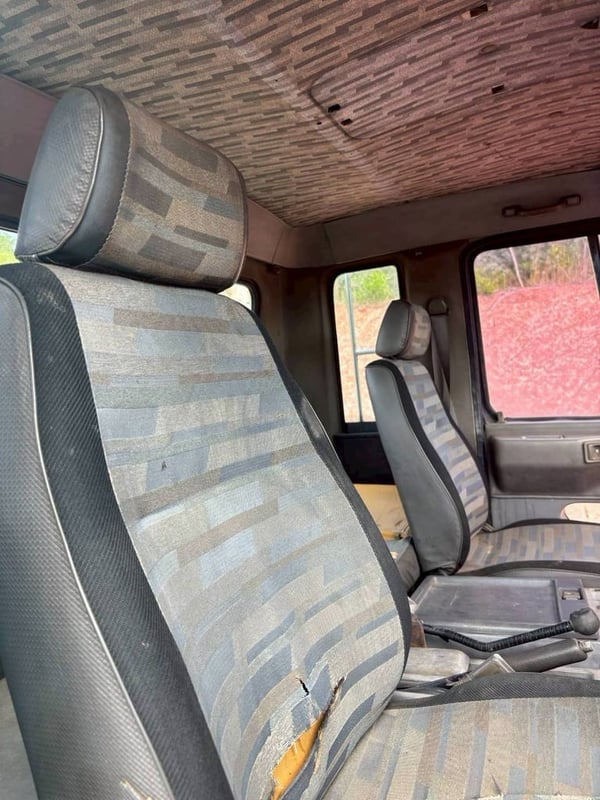 10ล้อเทรลเลอร์ท้ายลาด